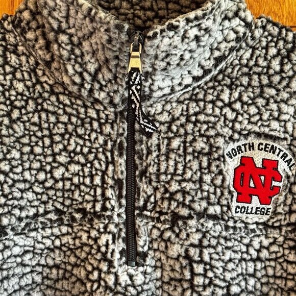 Boxercraft North Central College NCC Sherpa 1/4 Zip Pullover Jacket L Gray - Picture 4 of 6